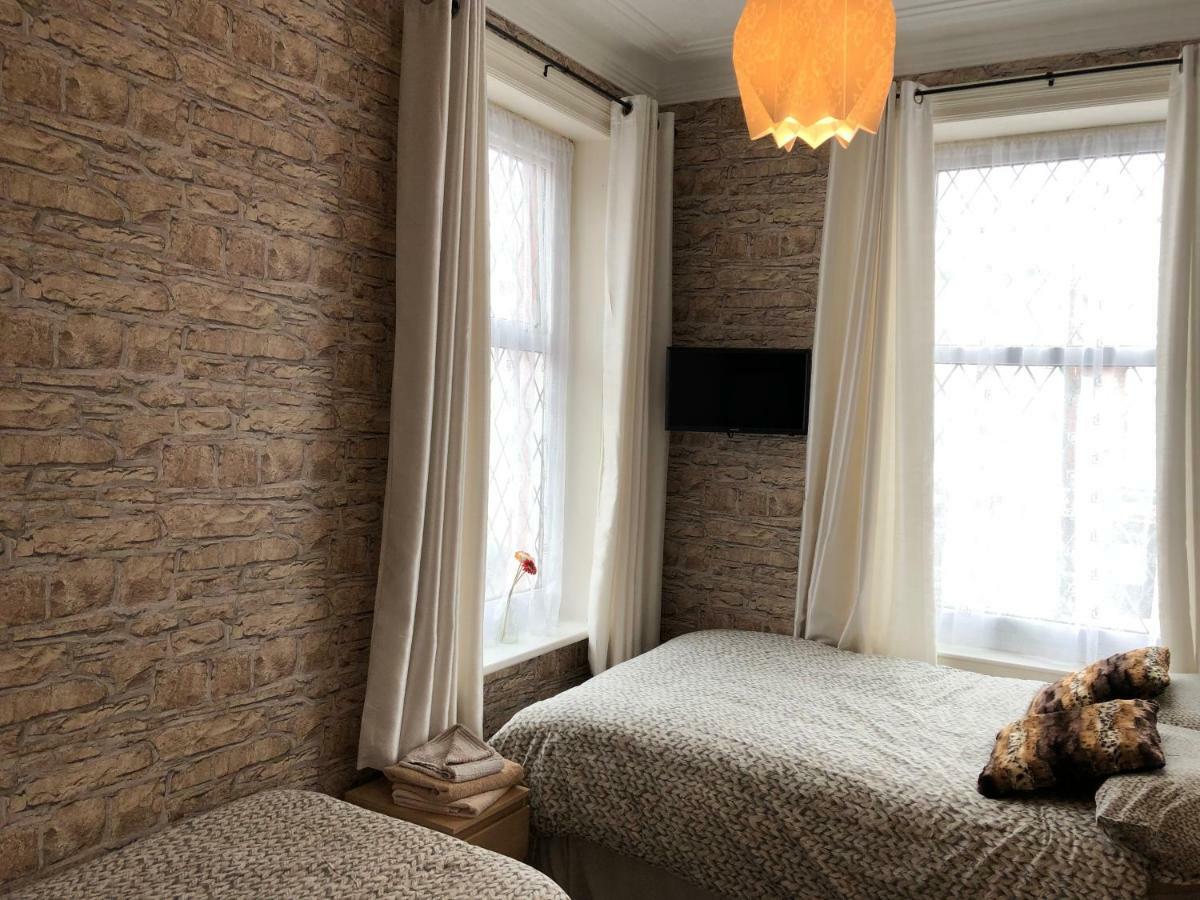 Bed and breakfast West Vale Blackpool